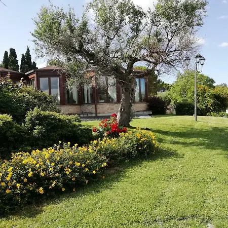 Oda ve Kahvaltı Il Villino Santa Maria di Paterno
